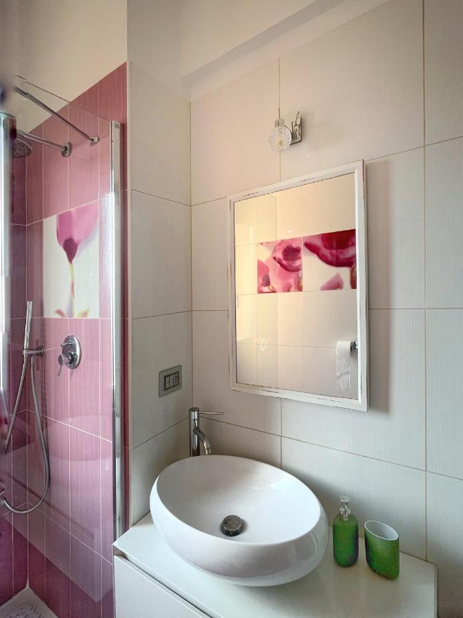 Il Nido Di Giraben Apartment Savona Exterior foto